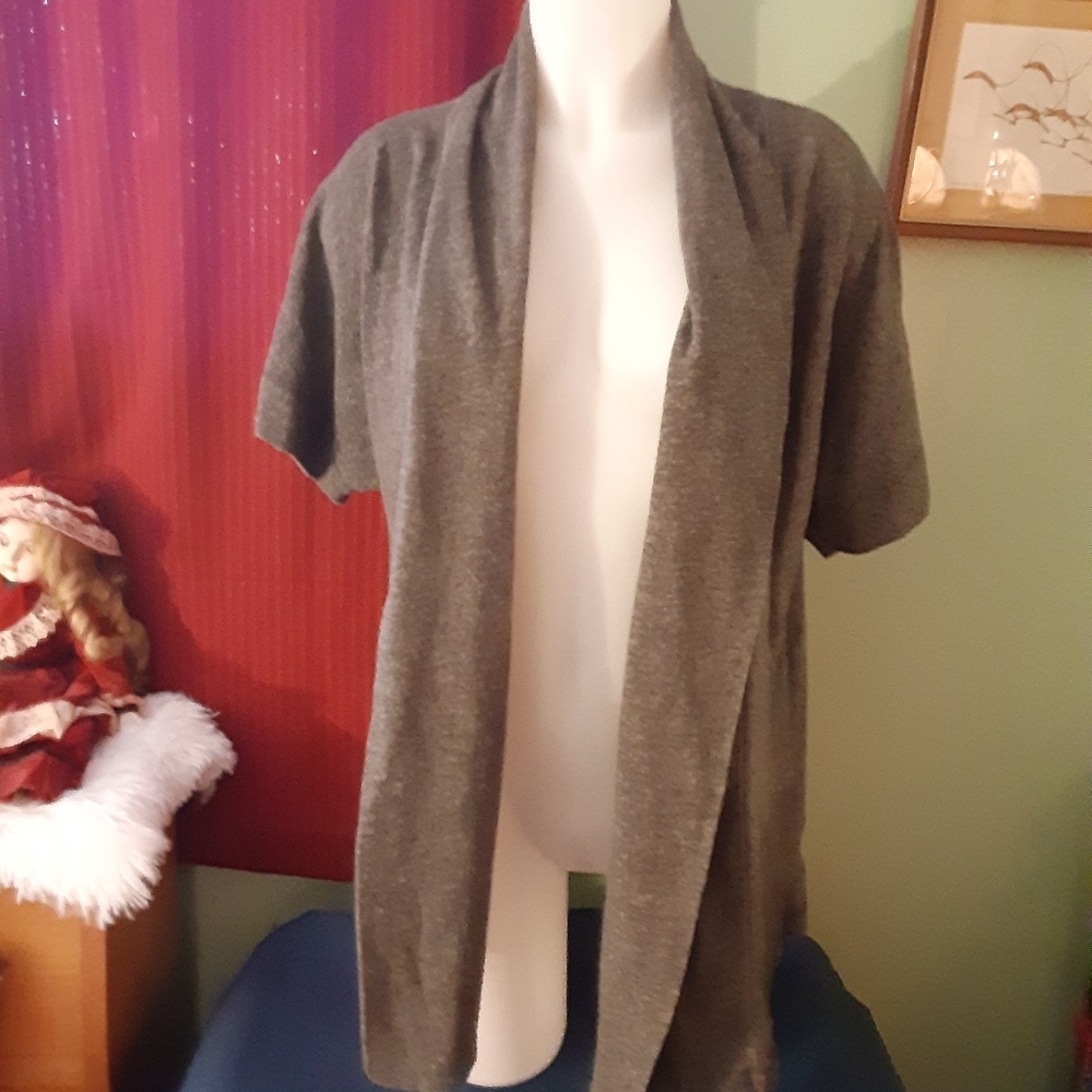 Size Xs gray summer short sleeve cardigan sweater - Picture 13 of 16